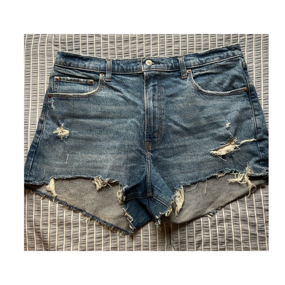 Abercrombie & Fitch Distressed Jean Shorts Medium Wash
